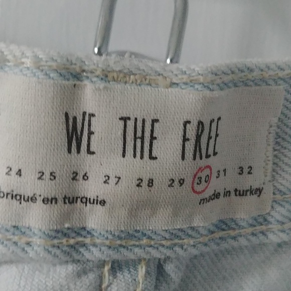We The Free ladies faded ripped and frayed /cropped button fly jeans sz.30 - Picture 4 of 12